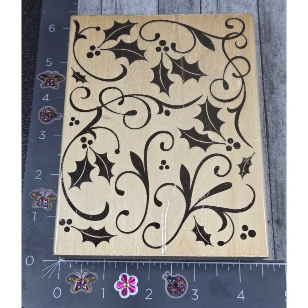 Hero Arts Flourish Holly Ivy Christmas Background Rubber Stamp Wood #D24